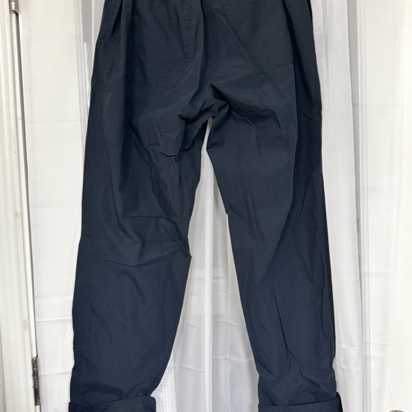 AKRIS punto Navy Blue Belted Rolled Cuff Ankle Pant - Picture 2 of 8